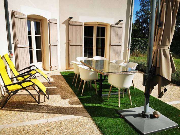 Location de vacances pour 9 personnes, avec jardin et vue à Mailly-le-Château - 2