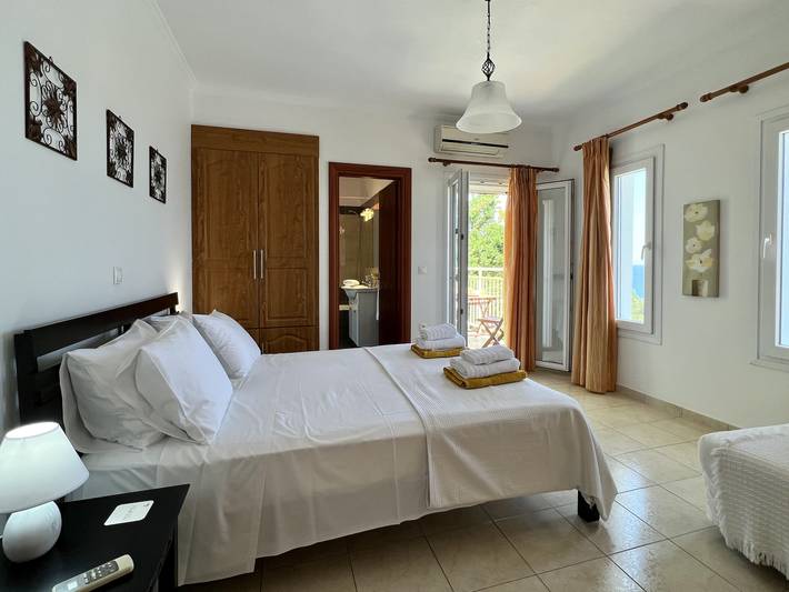 Villa pour 6 personnes, avec balcon et jardin dans Skala - 4