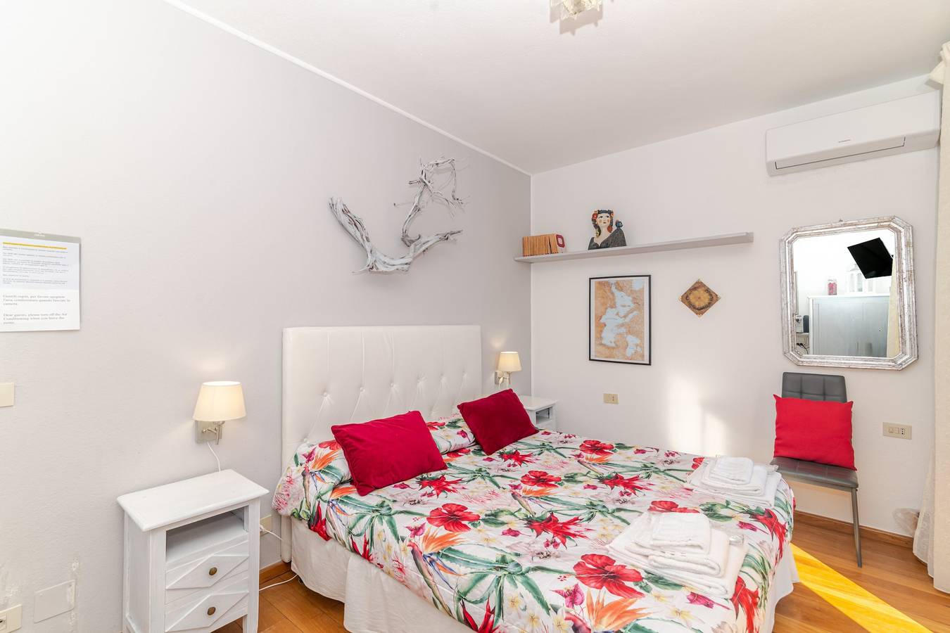 Zimmer 'La Chicca Di Francesca – Camera 1' mit privater Terrasse, Wlan und Klimaanlage in Santa Teresa di Gallura, Santa Teresa Gallura (Gemeinde)