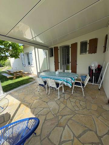 Location de vacances pour 8 personnes, avec jardin, animaux acceptés à Saint-Michel-en-l'Herm