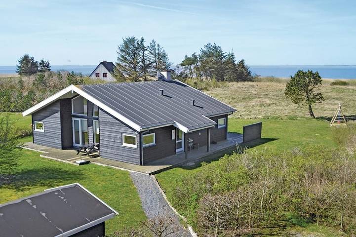 Ferienhaus für 8 Personen, mit Terrasse und Sauna in Skjern