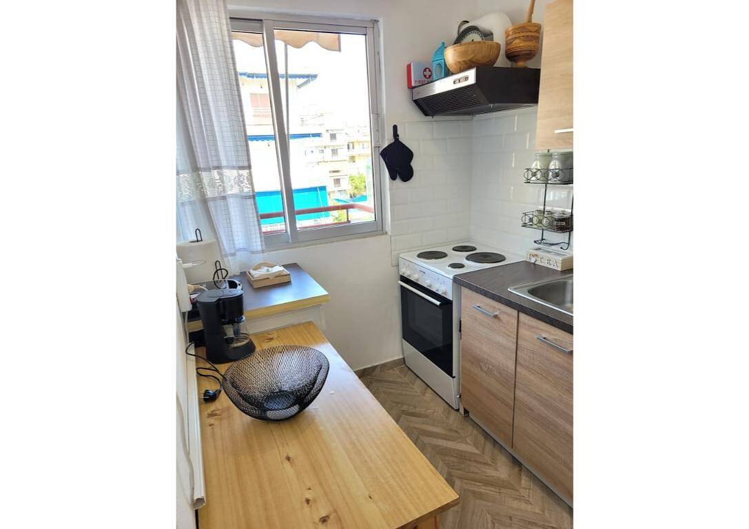 Ganze Wohnung, Ferienwohnung 'Elite 7' mit Balkon, Wlan und Klimaanlage in Loutraki-Perachora, Korinthia