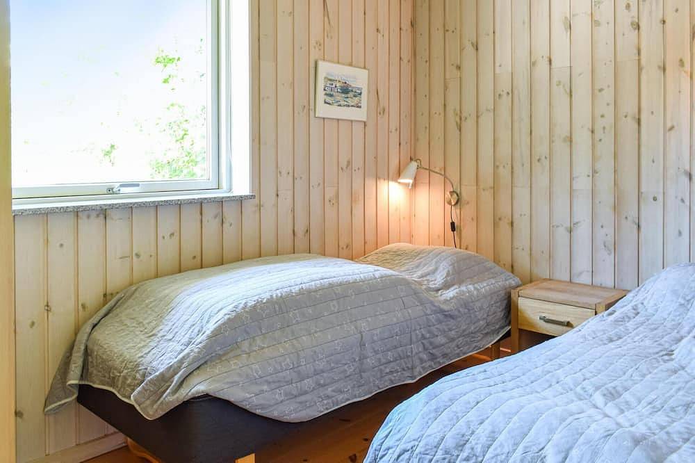 Amazing home in Skibby with sauna in Vellerup, Skibby