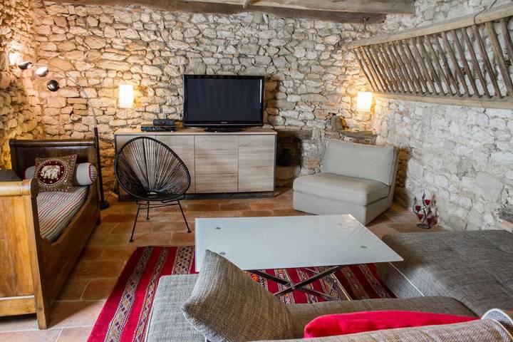 Gîte pour 10 personnes, avec sauna et jacuzzi ainsi que jardin et piscine à Castelnau-de-Montmiral - 2