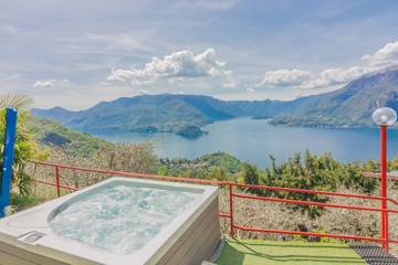 Gîte pour 4 personnes, avec vue sur le lac ainsi que jardin et terrasse dans Perledo