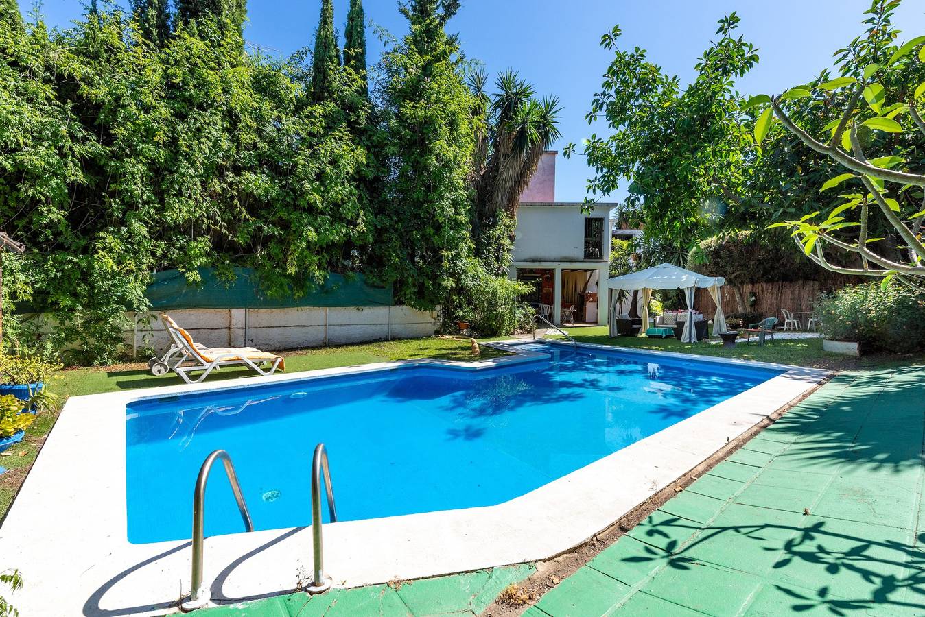 Villa "La Bicicleta Azul" with Pool and Wi-Fi in Málaga (Este), Malaga