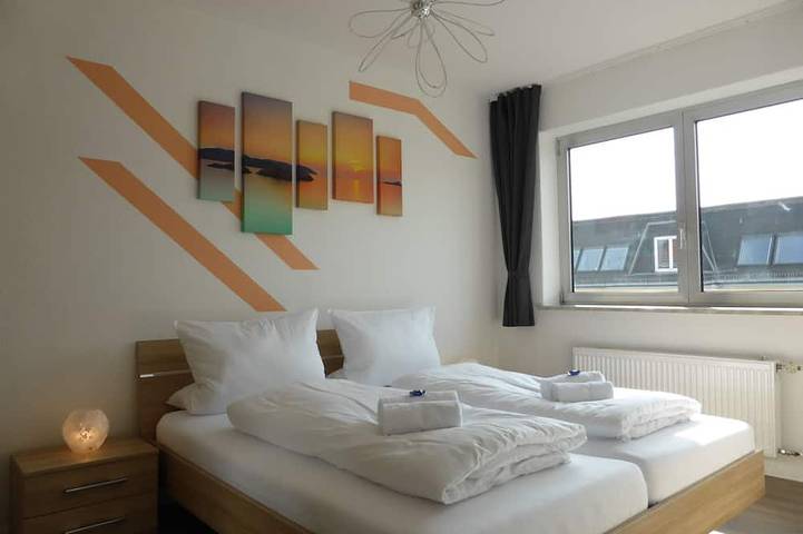 Ferienwohnung für 5 Personen, mit Balkon in Tempelhof Berlin - 3