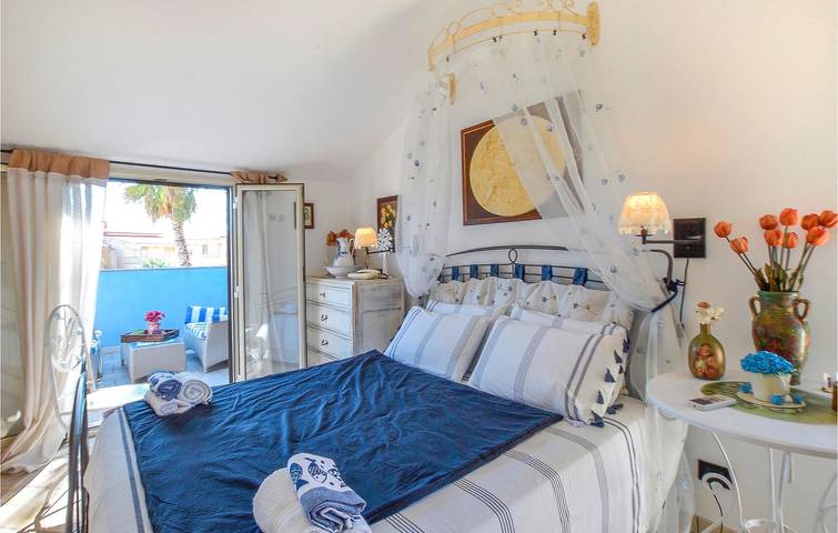 Apartamento espacioso con piscina y cocina, a 2,5 km de la playa in Casuzze, Santa Croce Camerina