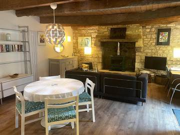 Gîte pour 4 personnes, avec terrasse et jardin à Langoëlan