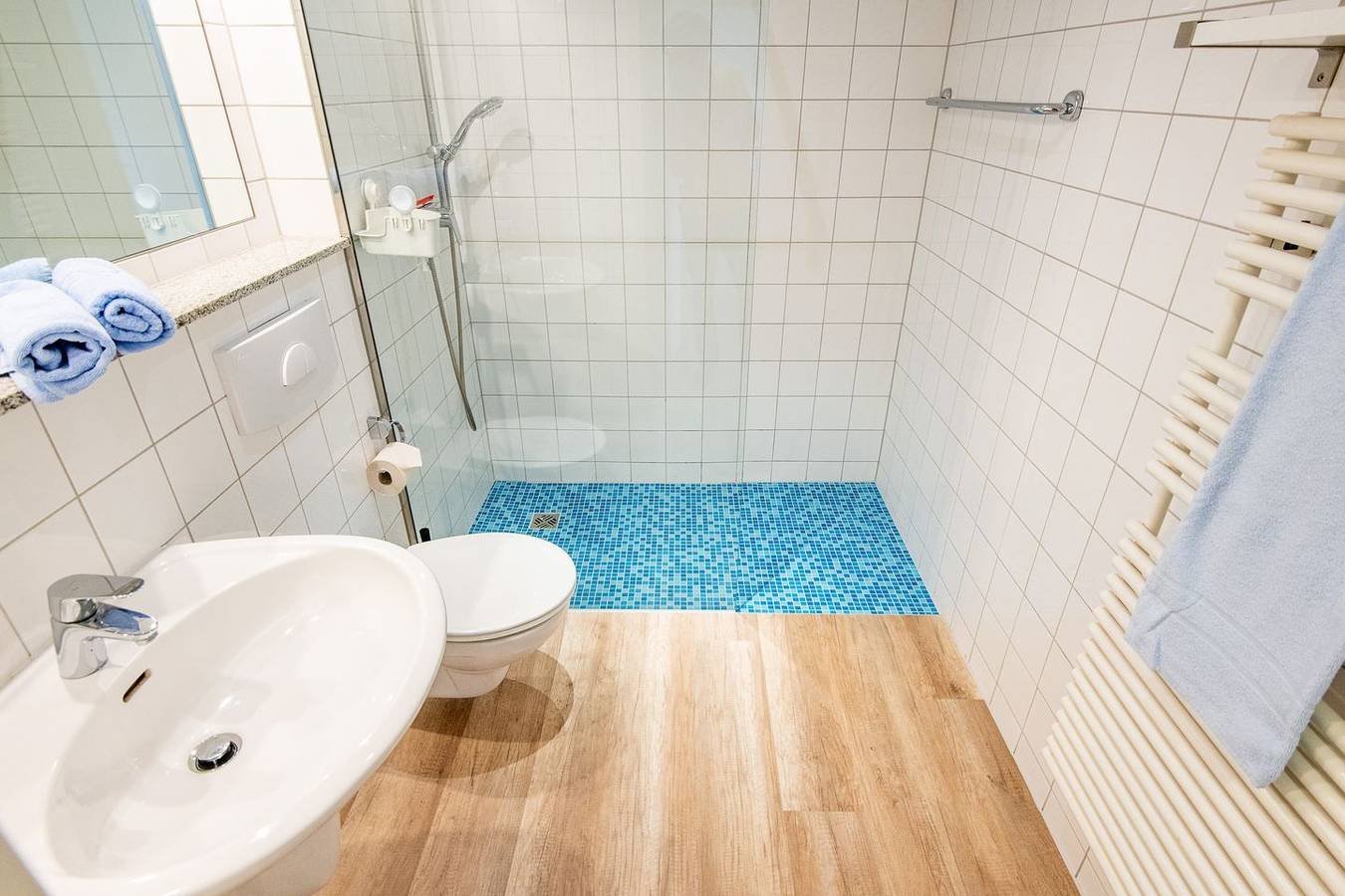Ganze Wohnung, Ferienwohnung im 2.Stock in unserer Appartementanlage, 
welche 2024 renoviert wurde. in Rantum, Sylt (Gemeinde)