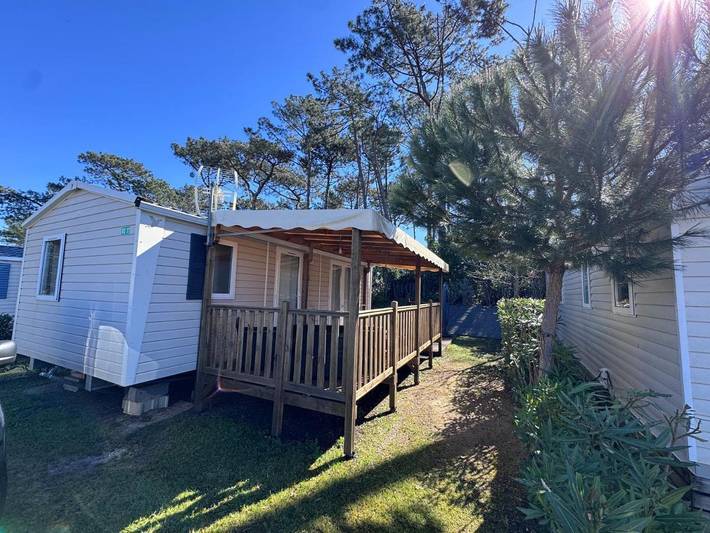 Camping pour 6 personnes, avec terrasse et jardin ainsi que vue et piscine, animaux acceptés à Lège-Cap-Ferret - 2