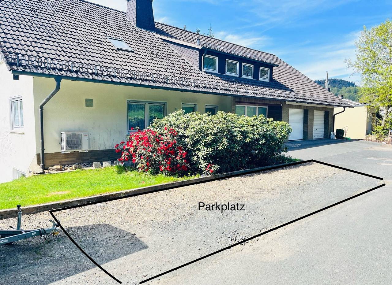 Ganze Wohnung, Ferienwohnung 'Terrasse Mit Ausblick' mit privater Terrasse und Wlan in Biedenkopf, Naturpark Lahn-Dill-Bergland