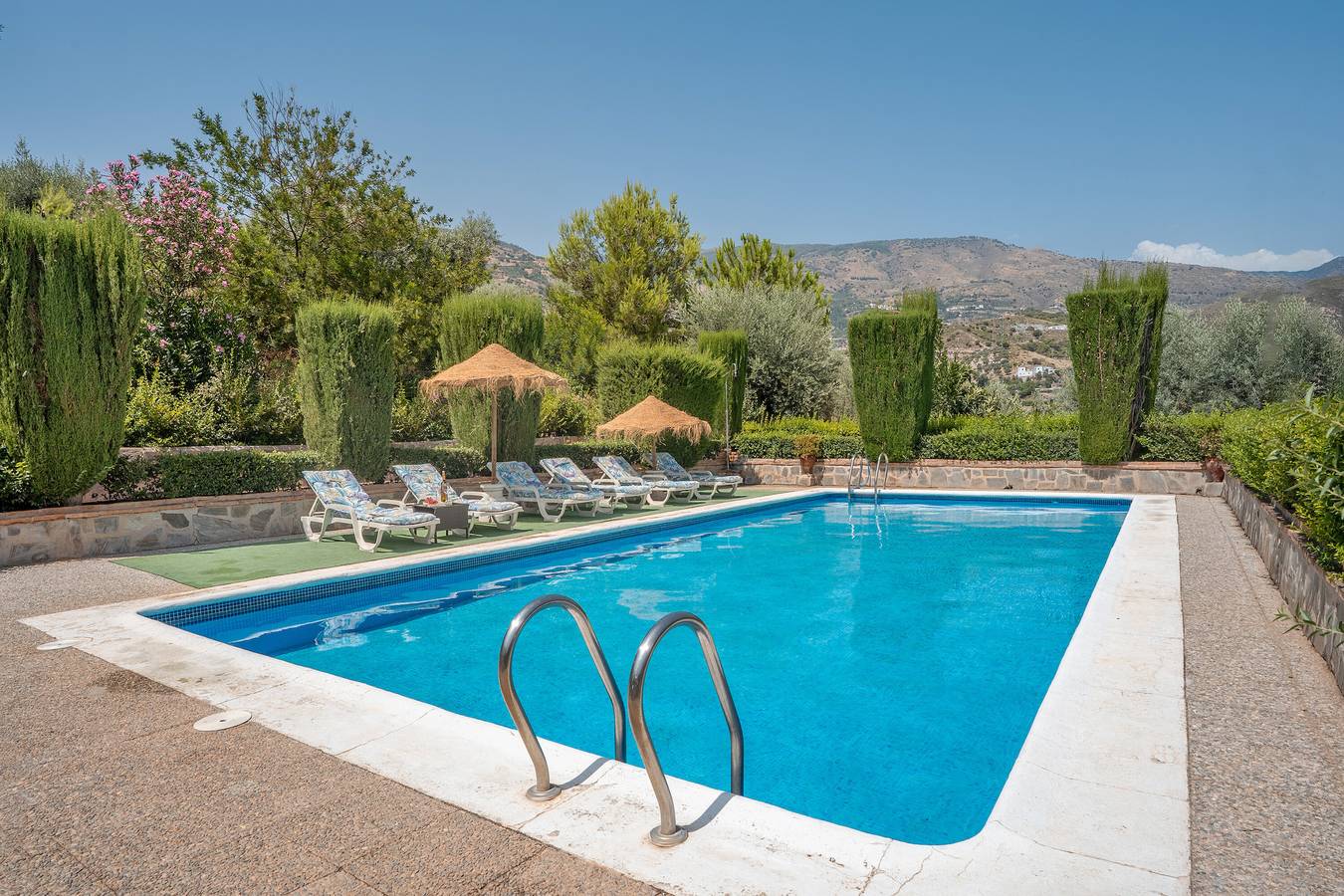Casa rural 'Delia' con vistas a la montaña, piscina compartida y Wi-Fi in Órgiva, Provincia de Granada
