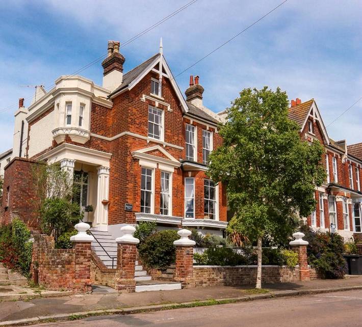 Maison d’hôte pour 3 personnes, avec vue ainsi que jardin et terrasse