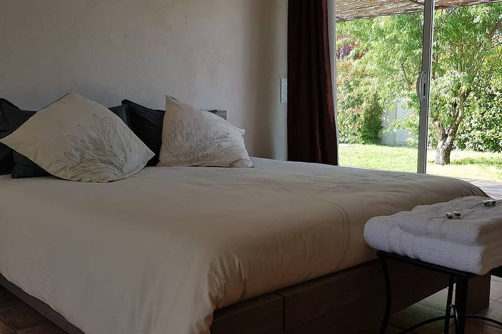 Gîte pour 2 personnes, avec terrasse et jardin à Gémenos - 2