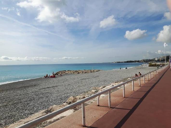 Gîte pour 3 personnes dans Plage Fabron Bambou Nice - 2