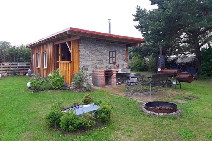 Ferienhaus für 2 Personen, mit Garten und Sauna in Zempin