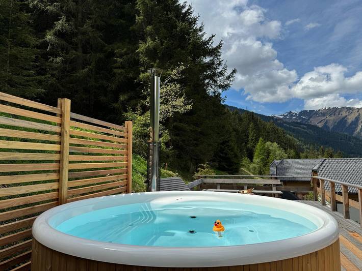 Luxus Chalet mit Whirlpool, Sauna und 4 Terrassen in Rottenmanner und Wölzer Tauern, Irdning-Donnersbachtal