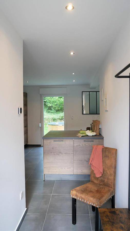 Location de vacances pour 6 personnes, avec jardin et jacuzzi à Plancher-Bas - 3