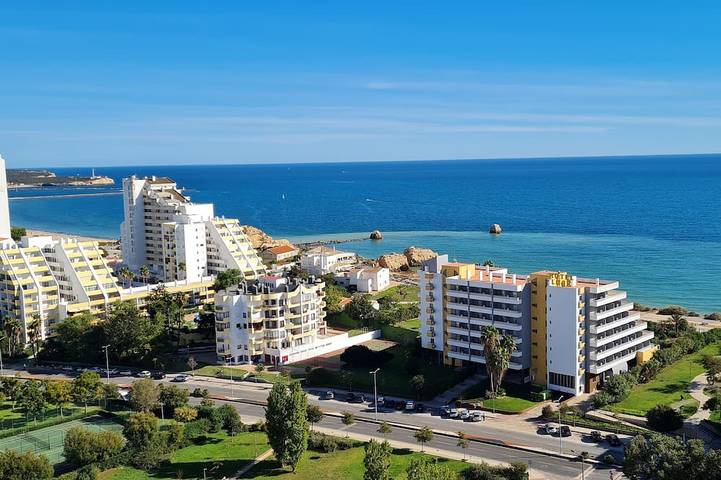 Ferienwohnung für 4 Personen, mit Balkon und Pool sowie Garten - 1