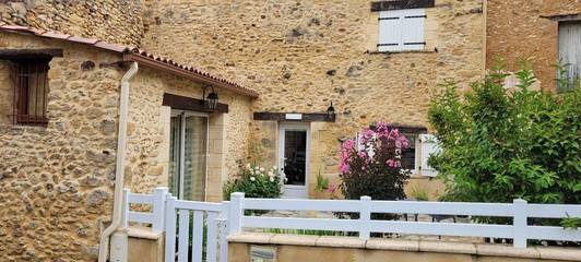 Gîte pour 4 personnes, avec terrasse, adapté aux familles à Sagelat