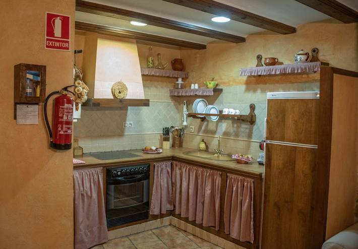 Casa rural para 4 personas, con balcón y jacuzzi en Els Ports - 3