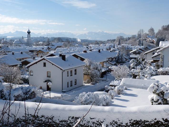 Ganze Ferienwohnung, Ferienwohnung Kunkel - Ferienwohnung mit Bergblick, 55 qm Obergeschoss, 1 separates Schlafzimmer in Bad Endorf, Chiemsee