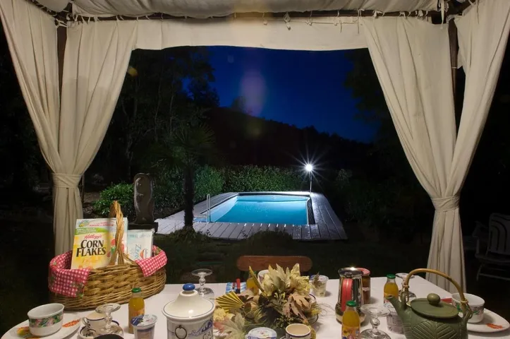 Casa rural para 2 personas, con vistas además de piscina y jardín - 1