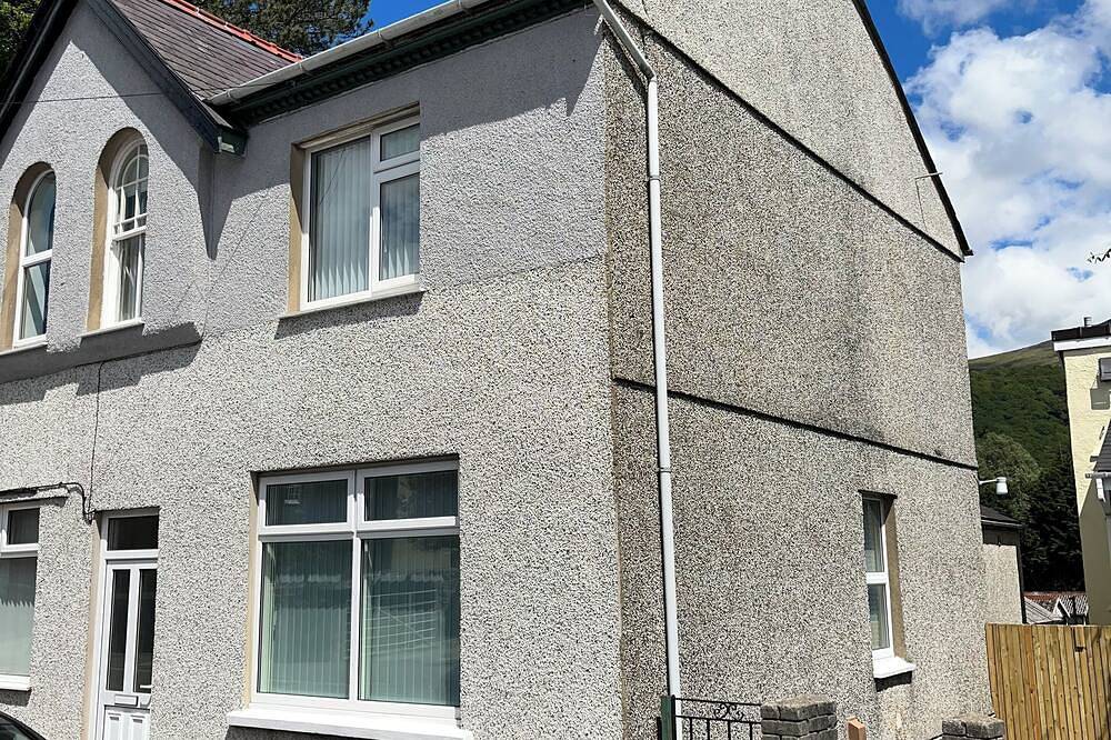 4-6 Guests in centre location with stunning views in Llanberis, Llyn Padarn