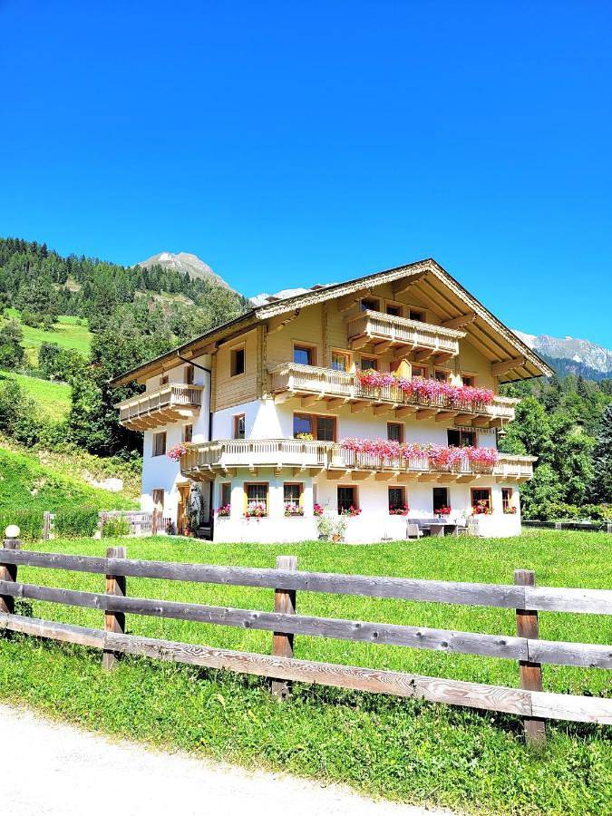 Ferienwohnung für 2 Personen, mit Ausblick und Garten, kinderfreundlich - 1