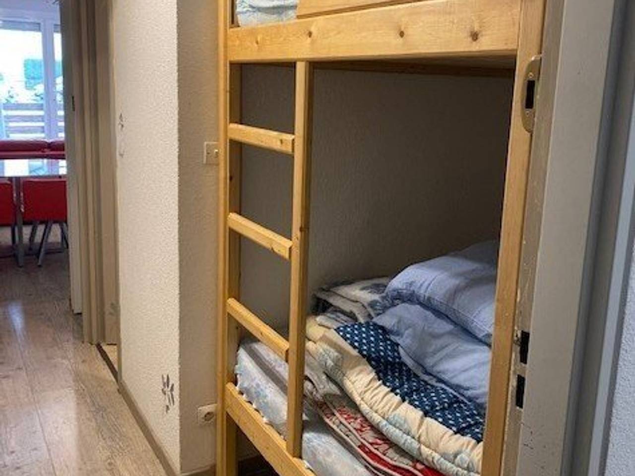 Studio entier, Studio cabine avec terrasse pour 4 à Pyrénées 2000 in Bolquère, Parc naturel régional des Pyrénées catalanes