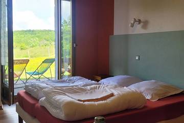 Maison De Vacances pour 27 Personnes dans Haut-Valromey, Jura Francais, Photo 2