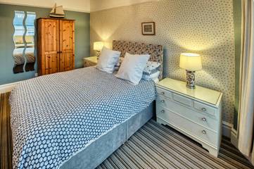 Log Cabin for 10 People in Tenby, Pembrokeshire, Photo 3