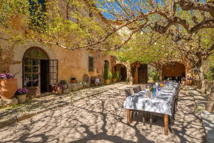 Casa rural para 32 personas, con Balcón y Jacuzzi además de Terraza y Jardín en San Pedro de Ribas - 2