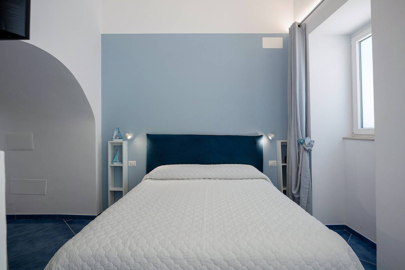 Room 'Amalfi Sea View' with Sea View, Wi-Fi and Air Conditioning in San Michele (Salerno), Amalfi Coast