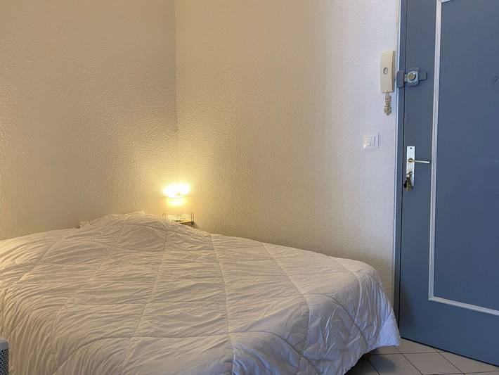 Gîte pour 2 personnes, avec terrasse, animaux acceptés dans Casino de Balaruc - 4