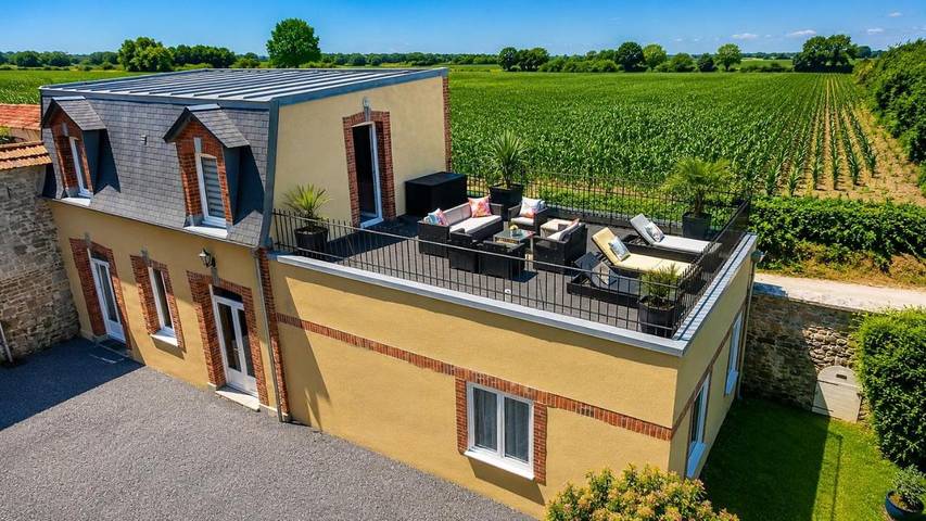 Location de vacances pour 8 personnes, avec sauna et jardin ainsi que jacuzzi et piscine, adapté aux familles à Canisy - 2