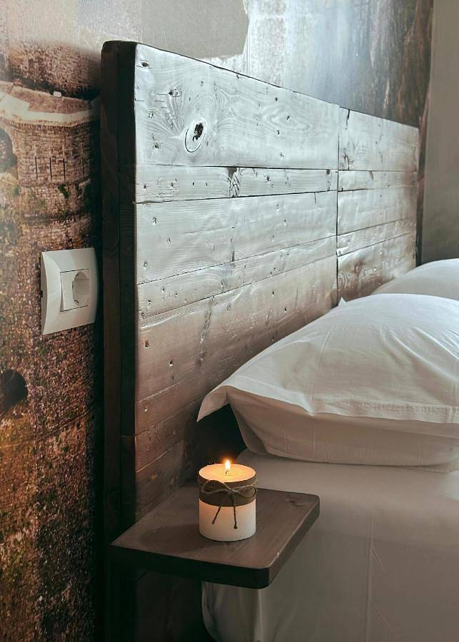 Chambre d’hôte pour 2 personnes, avec vue et balcon à Tirana