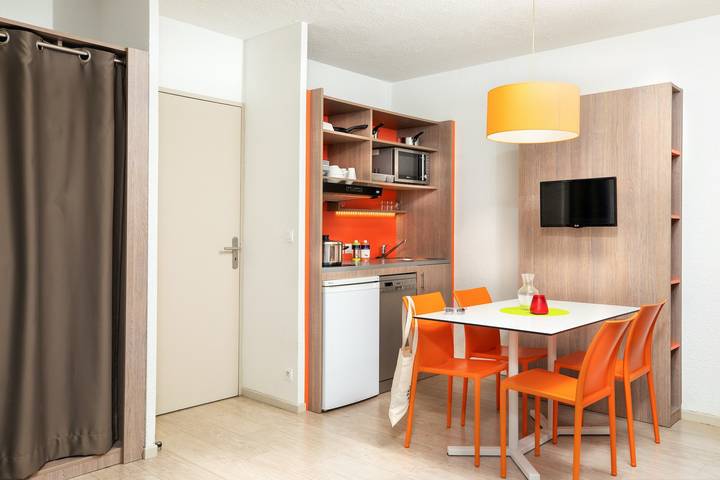 Appartement de vacances pour 4 personnes, avec Balcon et Piscine