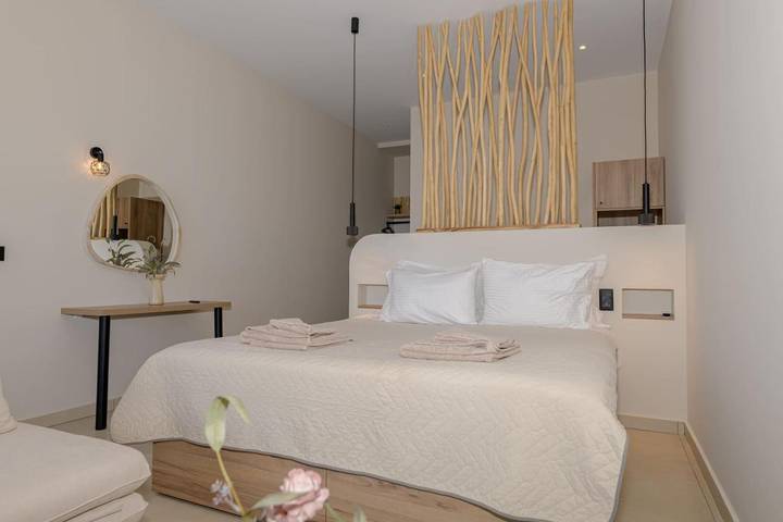 Chambre d’hôte pour 3 personnes, avec balcon et vue à Zante