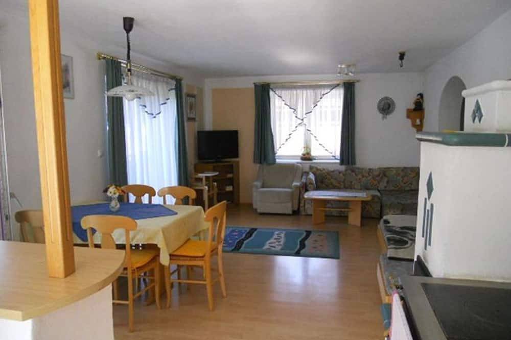 Ganze Wohnung, Handlhof - Ferienwohnung Irrseeblick in Zell am Moos, Irrsee