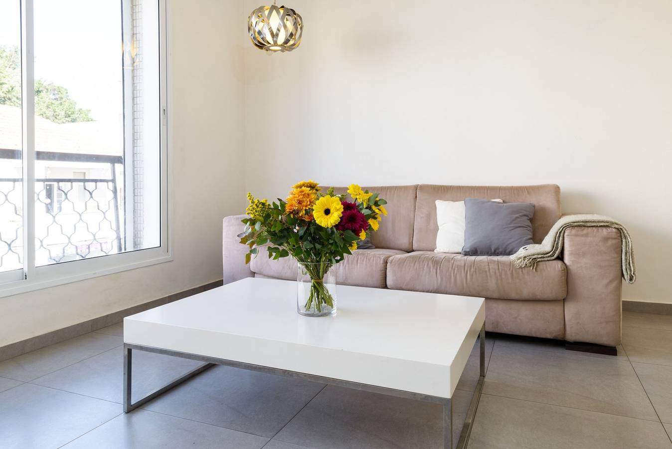 Entire apartment, Miklat Full Comfort 1Br near Frishman Beach by Feelhome in Tel Aviv, Tel Aviv District