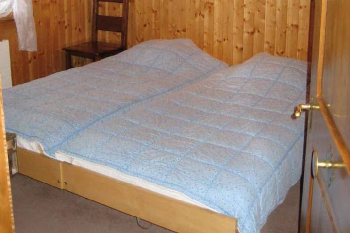 Ganze Wohnung, Arnika # 2 Appartement/Fewo, Dusche oder Bad, Wc, 2 Schlafräume in Lenk im Simmental, Lenk