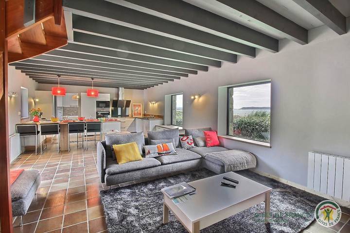 Gîte pour 6 personnes, avec jardin et terrasse dans Plage de Trestel - 4