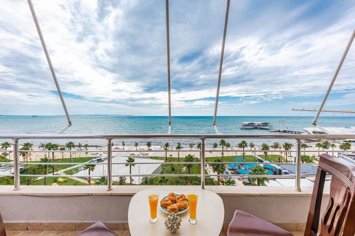 Apartamento de férias para 5 pessoas, com terraço e piscina - 1