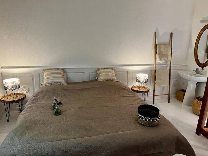 Location de vacances pour 2 personnes, avec terrasse et vue, animaux acceptés à Veyrines-de-Domme - 3