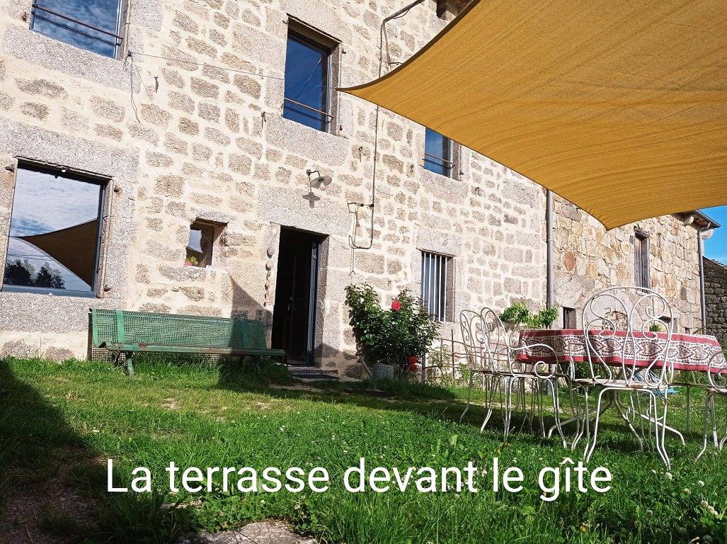 Gîte Lozère Bleue 12 personnes en Margeride in Les Laubies, Région de Mende