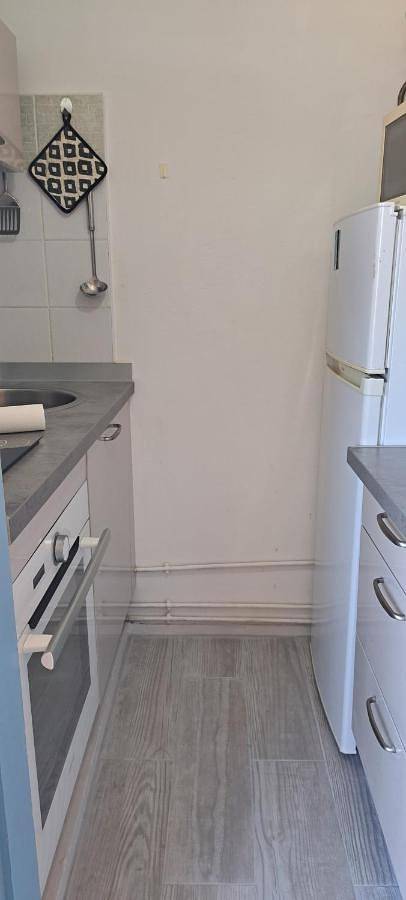 Gîte pour 2 personnes, avec vue ainsi que piscine et jardin dans Anse Caritan - 4