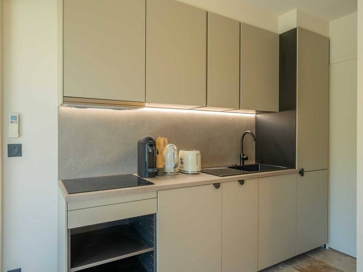 Appartement entier, Maison moderne climatisée avec piscine, 1 chambre/2 places - Cogolin in Cogolin, Côte méditerranéenne (France)