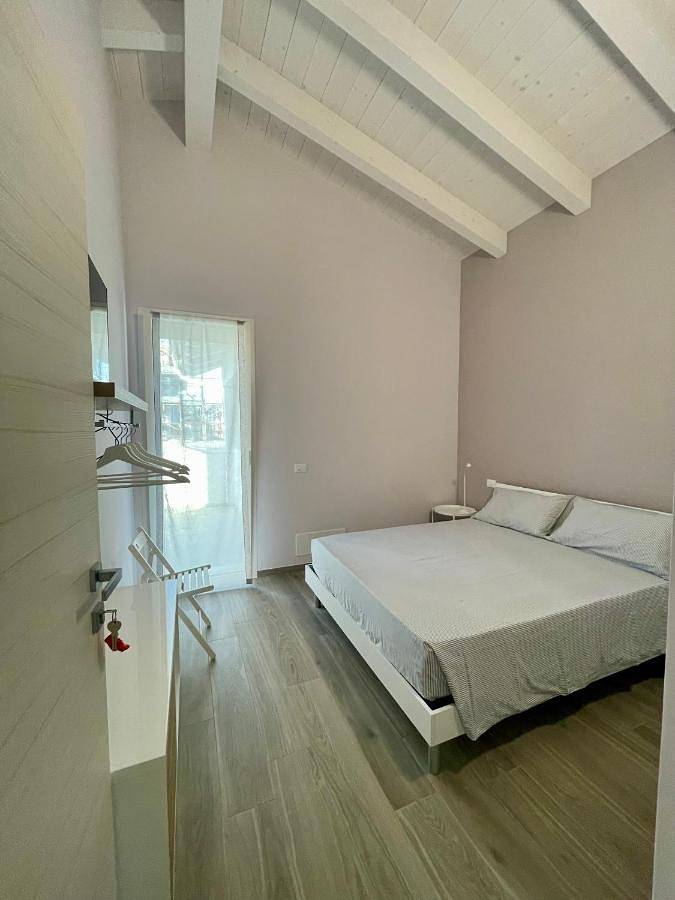 Ferienhaus für 2 Personen, mit Balkon und Terrasse in Montelabbate